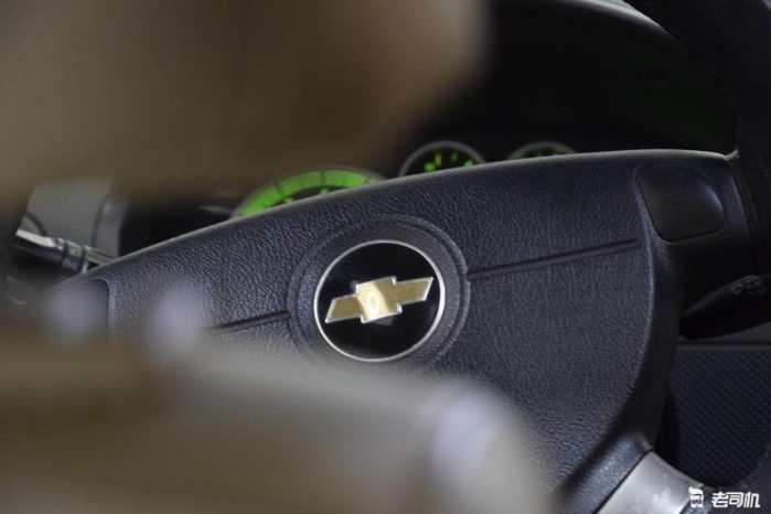 雪佛兰和大众polo对比,雪佛兰最新款省油微型车