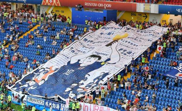 世界杯尘埃落定，让他带你重温绿茵激情！