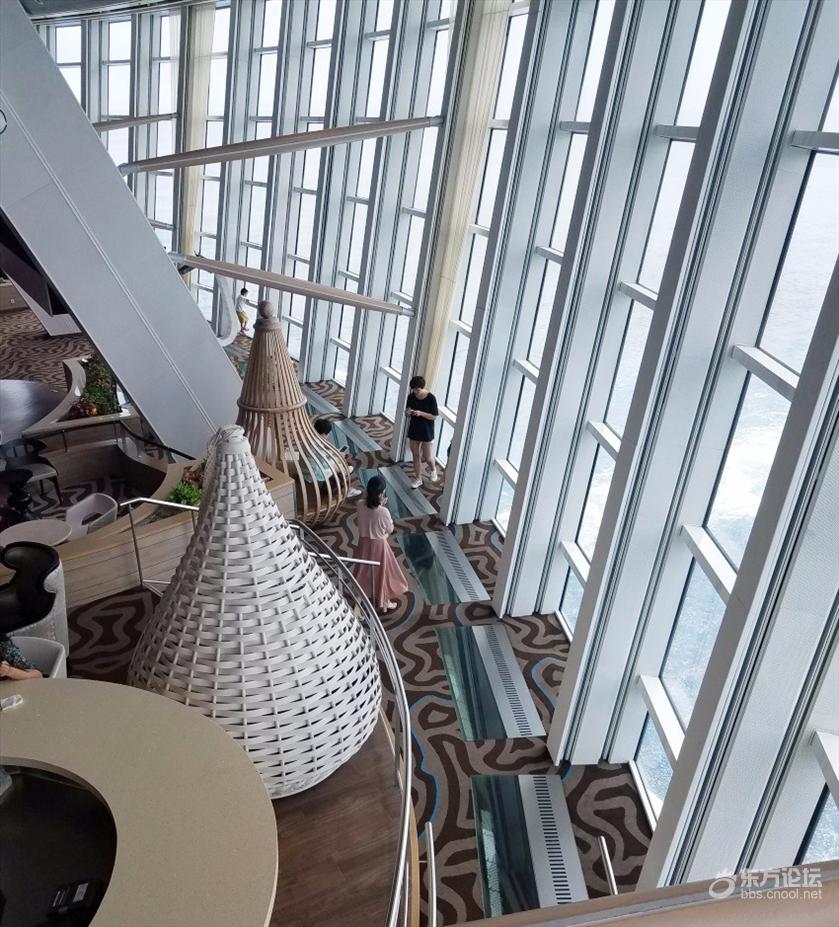 坐奢华游轮什么感受？房间就像漂在海上量子号游记！