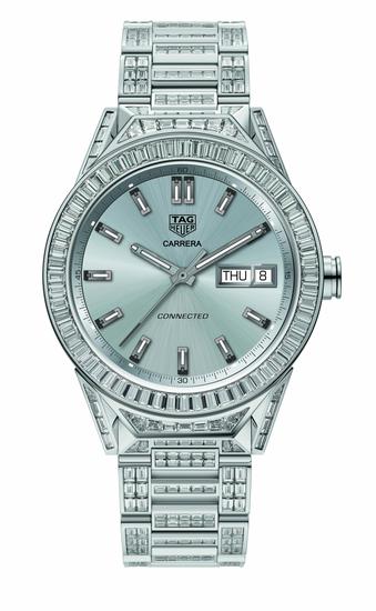 一头乱发的“邋遢大王”贾斯汀比伯14万美元情侣钻表说买就买