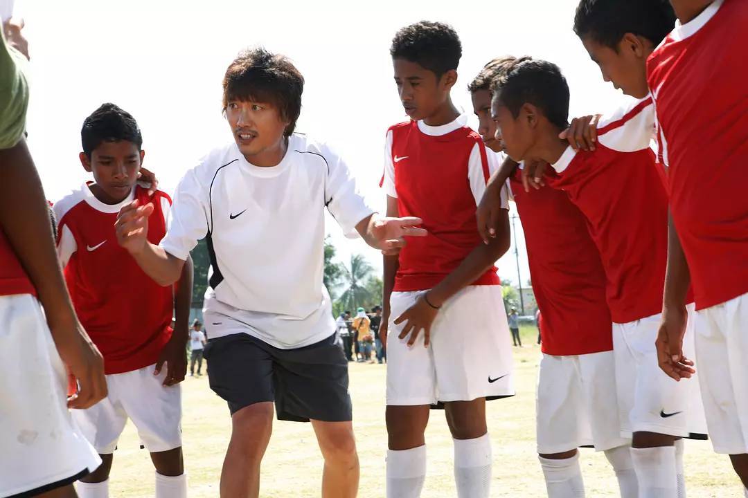 必看的四部足球电影,十部最值得看的足球电影