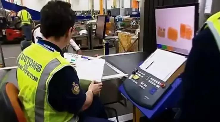 中国入关携带澳洲保健品物品,澳洲保健品能否随身携带