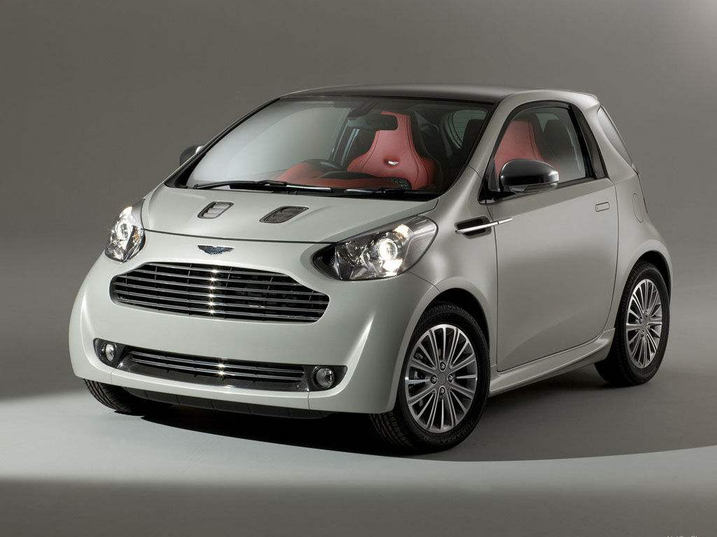 阿斯顿马丁微型车v8发动机,阿斯顿·马丁v8cygnetconcept