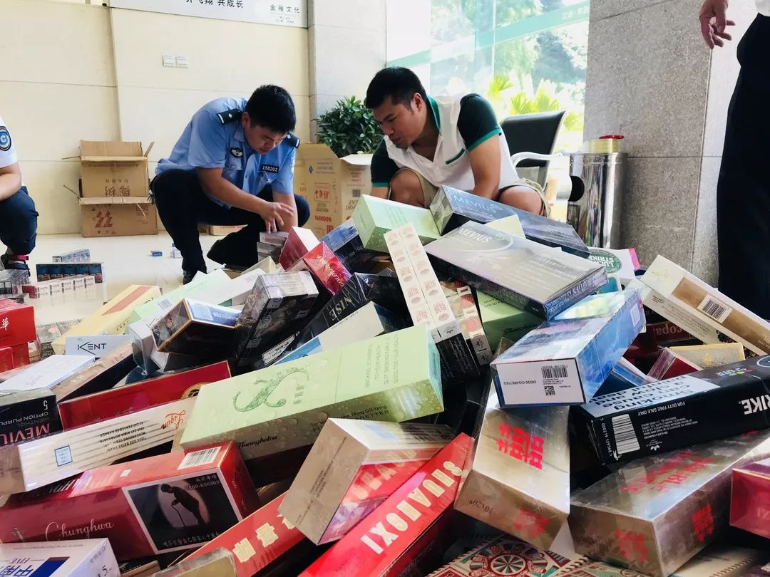 假冒品牌中华香烟,中华烟假货整条