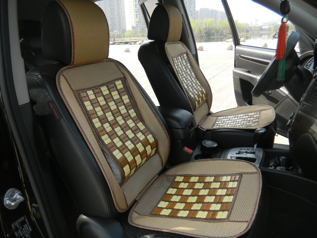 汽车坐垫套买什么材质的最好,汽车坐垫什么材质最舒服