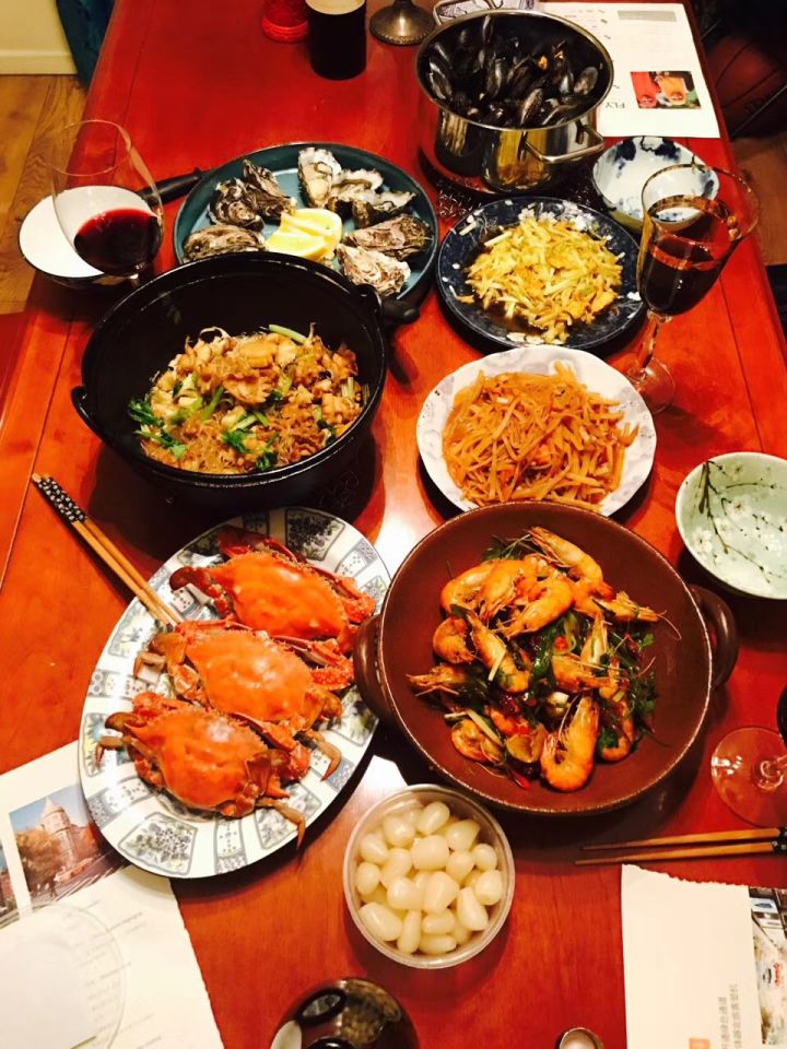 房屋里坏了什么由房东修理,房主家东西坏了该谁修