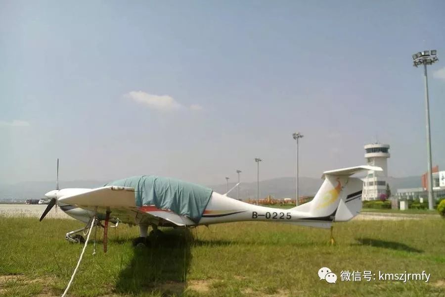 「执行攻坚」苹果5s78.4元、*萨特帕**300元起拍，讲述昆明法院网络司法拍卖故事