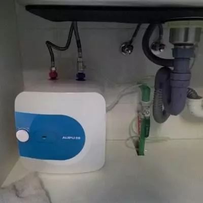 即热式水龙头和小厨宝哪个好用,小厨宝和即热水龙头哪种实用