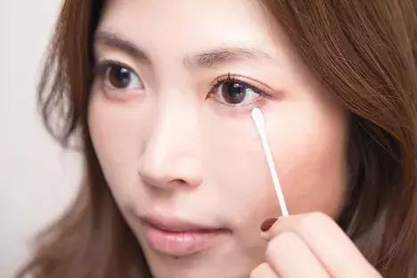 人累妆不垮，快速补妆有一套