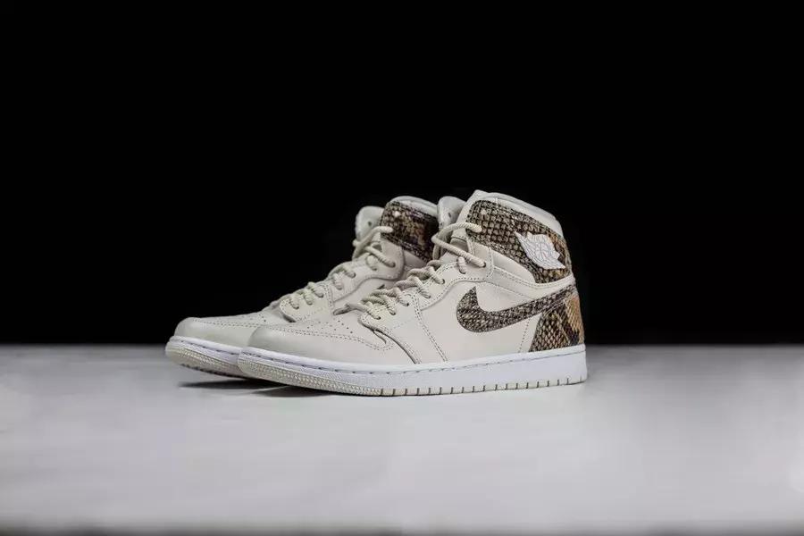 airjordan1low白黑蓝真假对比,黑蛇白蛇全剧