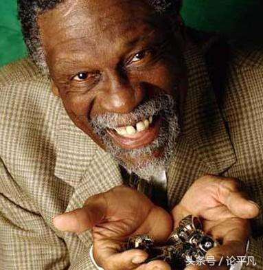 nba历史上最伟大的球员是张伯伦吗,nba十佳球张伯伦