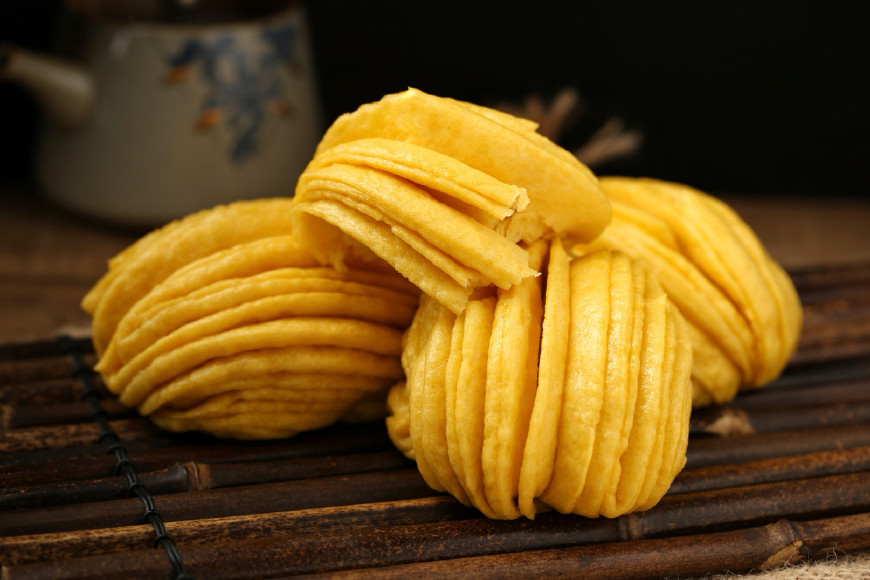 最简单的花卷做法只需要一根筷子,花卷简单的不用筷子拧法