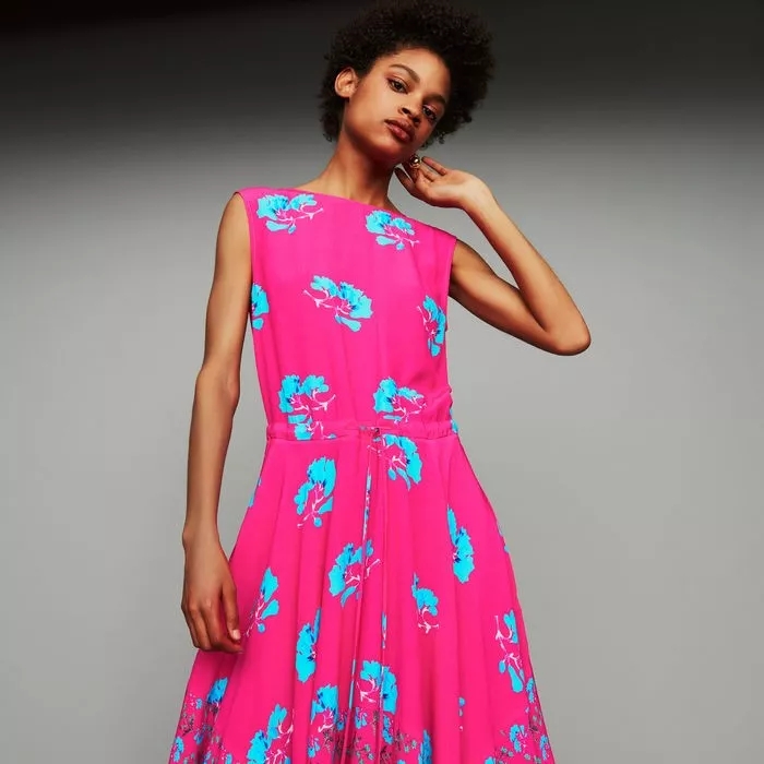 「逢逛必买」|“穿上她家的裙子,不去派对也该去喝一杯!”