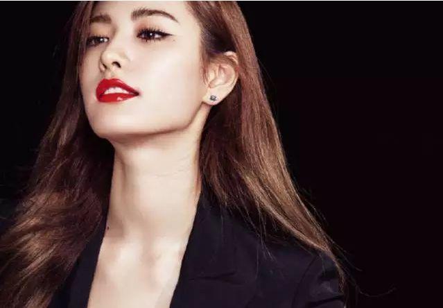 什么口红可以白到发光,适合黄皮肤的大牌口红推荐