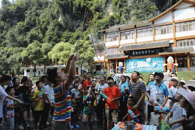 宜昌青龙峡第四届亲子漂流大赛实况回顾！你错过的精彩都在这里！