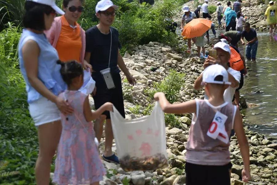 宜昌青龙峡第四届亲子漂流大赛实况回顾！你错过的精彩都在这里！