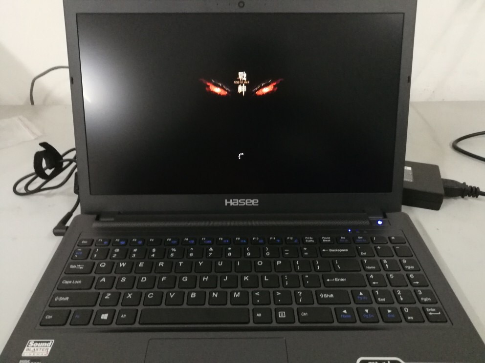 花了5K大洋入手战神玩“飙车”，八代i5带来跨等级体验