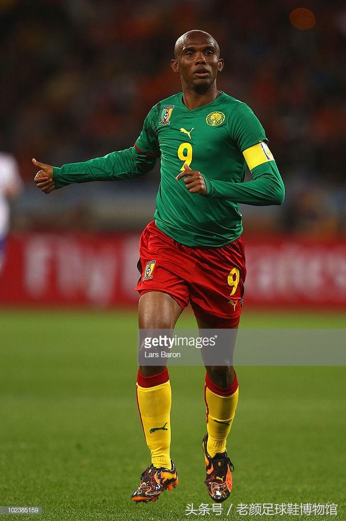 世界杯战靴盘点,南非世界杯复刻版足球鞋