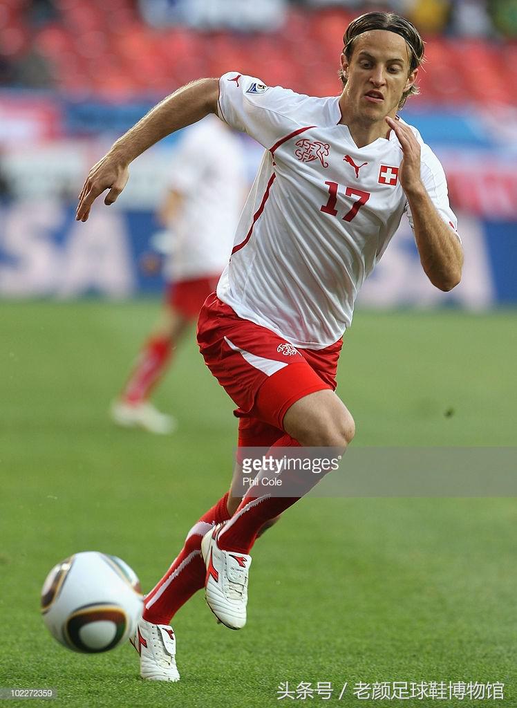 世界杯战靴盘点,南非世界杯复刻版足球鞋