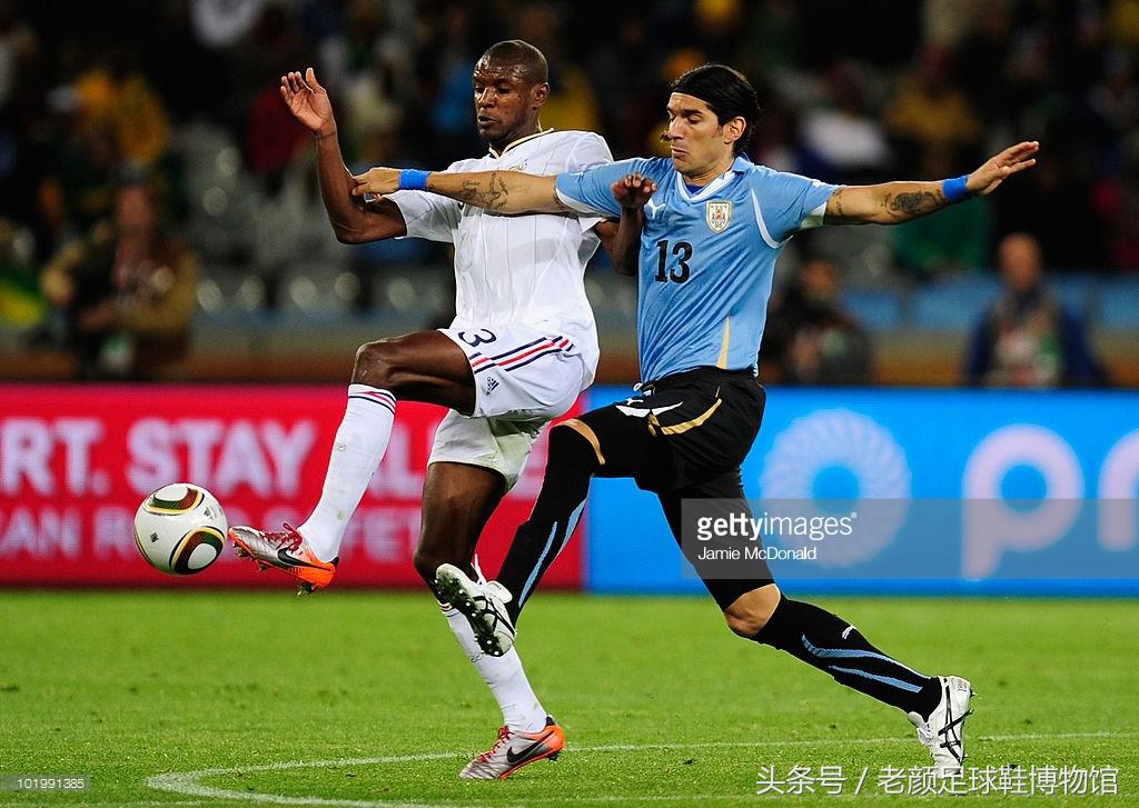 世界杯战靴盘点,南非世界杯复刻版足球鞋