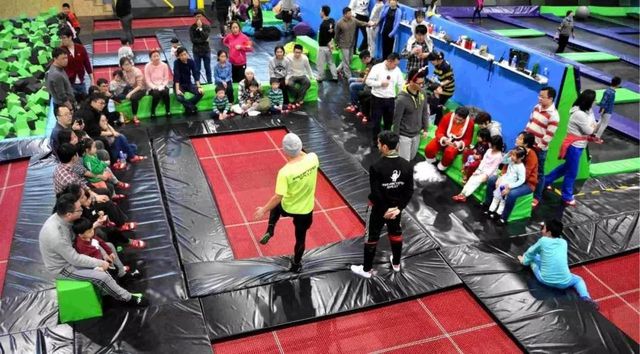 蹦床武汉室内儿童乐园,武汉大型儿童乐园淘气堡