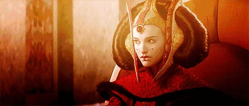 平胸也可以很高级,凯拉奈特莉颜值巅峰