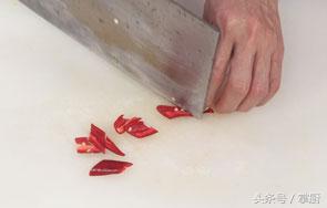 经典的一道下酒菜凉拌牛肚,广西下酒菜紫苏叶牛肚