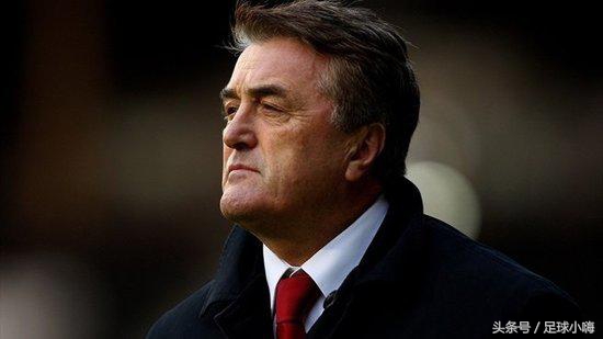 巴萨梦三队长是谁,巴萨梦三主教练