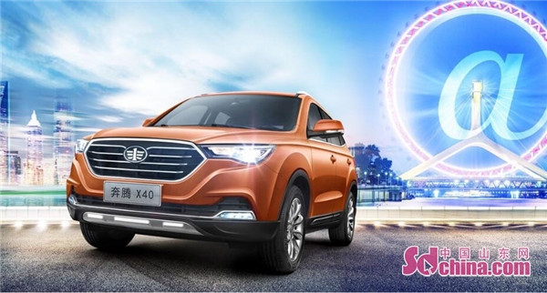 新朋老友齐欢聚足球场上见真情