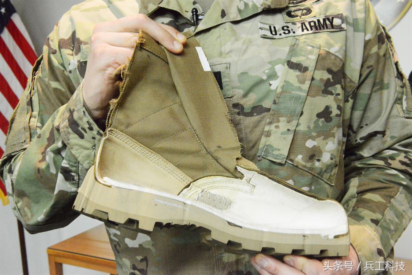 军靴和运动鞋哪个好,军靴和户外运动鞋有啥区别