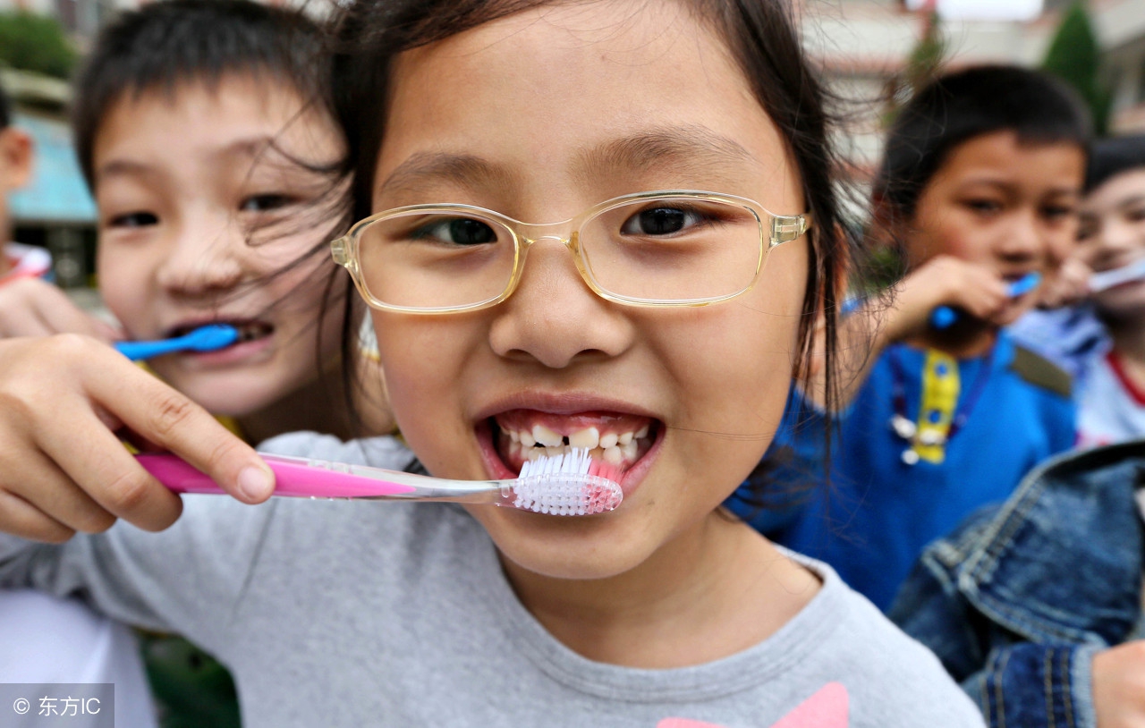 肠胃不好引起的口臭怎么解决,口臭肠胃不好吃什么食物好调理