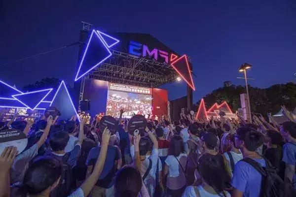 涓浗棣欐腐鐢电珵,棣欐腐鐢电珵鍩哄湴