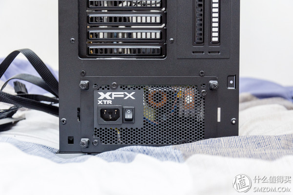 灯，灯灯灯灯！酷冷至尊H500MARGB游戏机箱深度测评