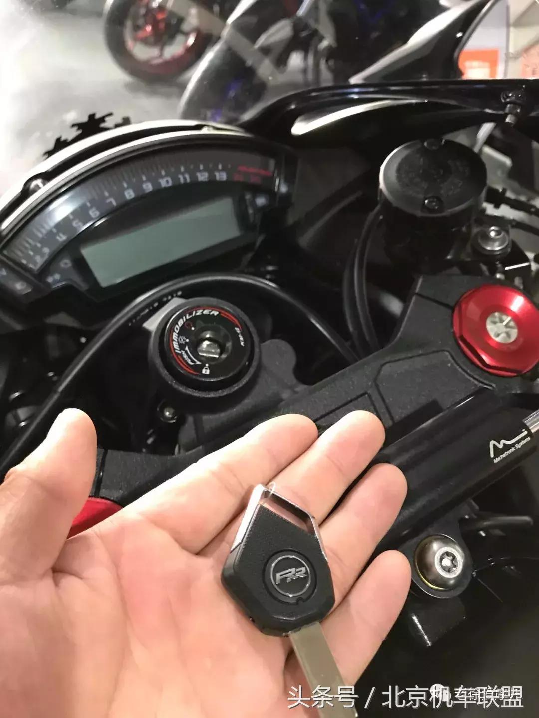 2024川崎zx10rr发布大图,川崎zx-10r2024款极速测试