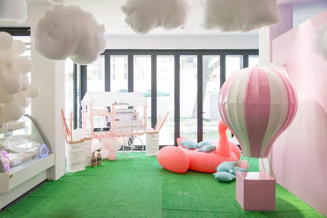 长乐路惊现粉色神秘快闪店!霸屏粉色,即将炸掉你的朋友圈!