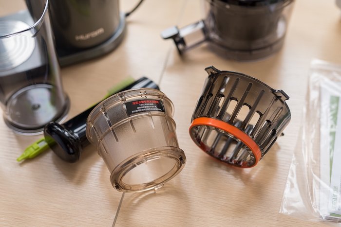 惠人榨汁机第一代使用方法,惠人榨汁机的半开和全开区别