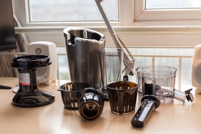 惠人榨汁机第一代使用方法,惠人榨汁机的半开和全开区别