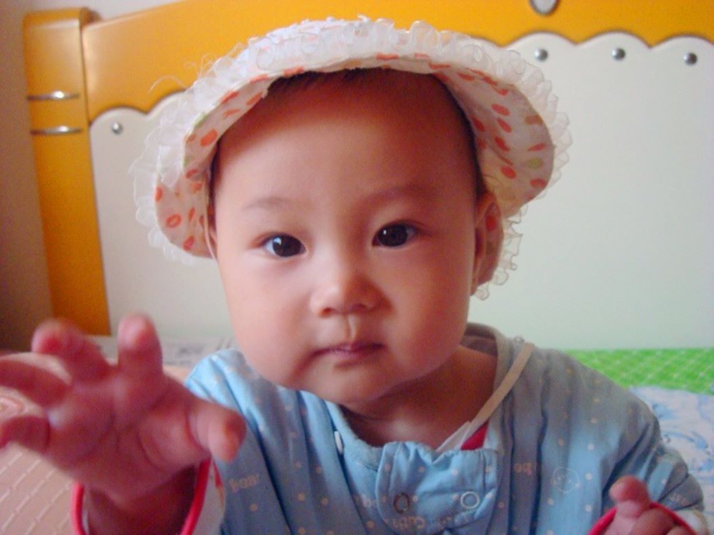 一岁多宝宝老抓人，是怎样的心理如何引导？宝宝九阴白骨爪这样破