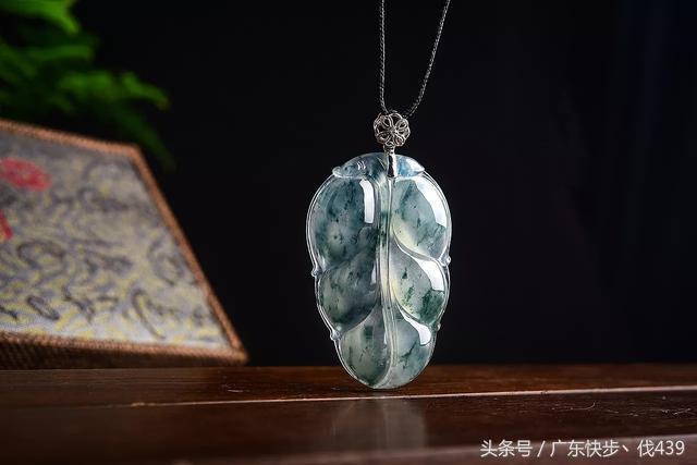 鉴别翡翠从正确认识翠性开始,翡翠翠性的三类表现形式