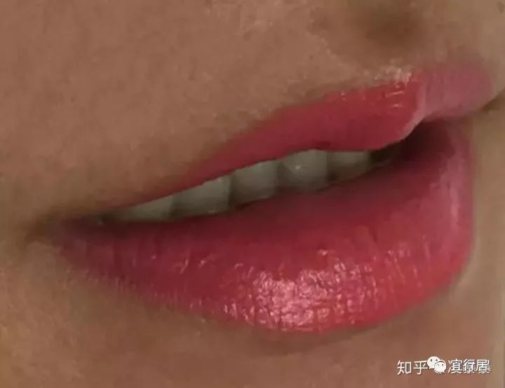 圣罗兰的水怎么样,测评圣罗兰水