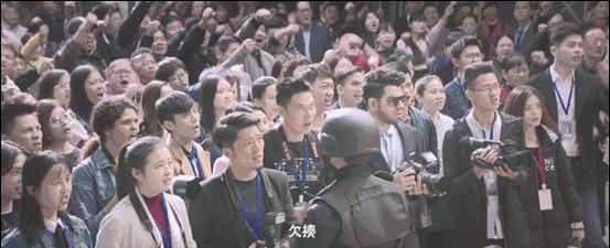 西虹市首富赚了10个亿,西虹市首富如何花10个亿