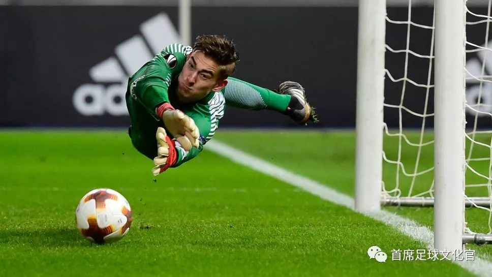 他今天54岁了！他叫克林斯曼！