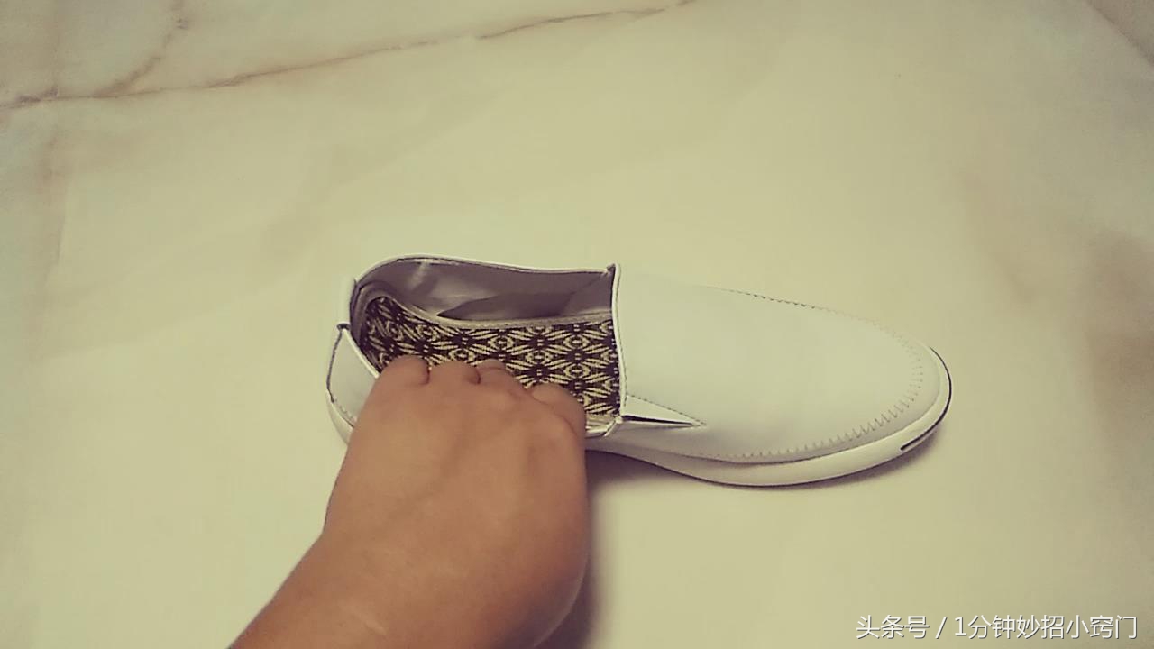 怎么样让鞋垫不往后跑的小方法,防止鞋垫往前跑的小窍门