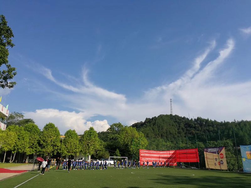 足球梦中国梦完整视频2020,华富教育乡村公益足球夏令营