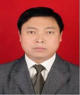 「词风雅韵」冯振宇｜阖家欢笑添和睦情驻华庭暖意深（词林正韵）