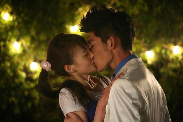 女明星拍吻戏怎么避免生情,明星拍吻戏的安全措施