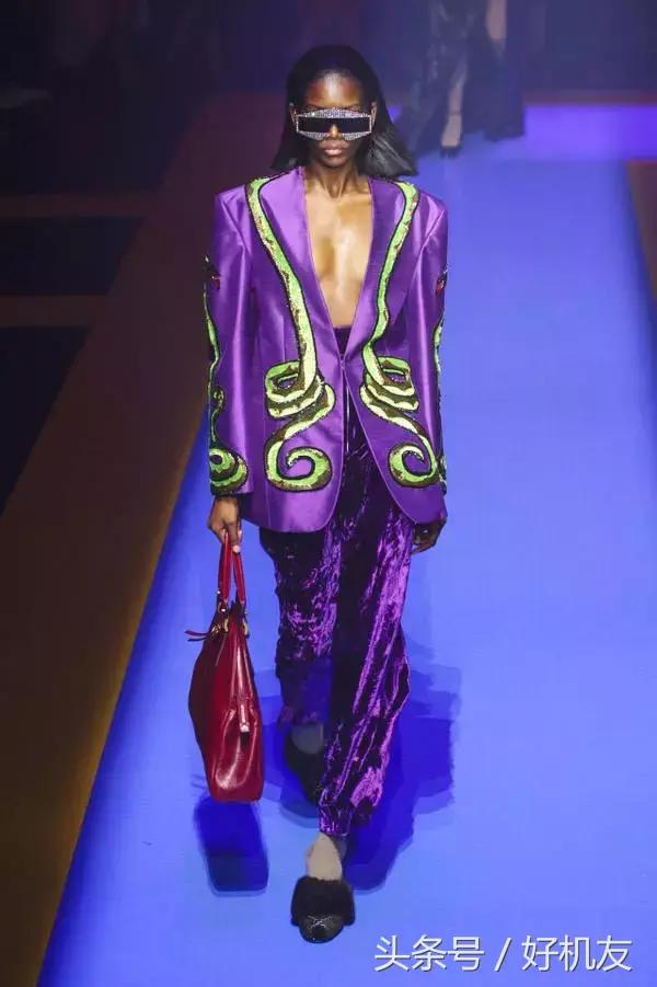 手机颜色比较特别的有哪些,手机的所有颜色怎么变