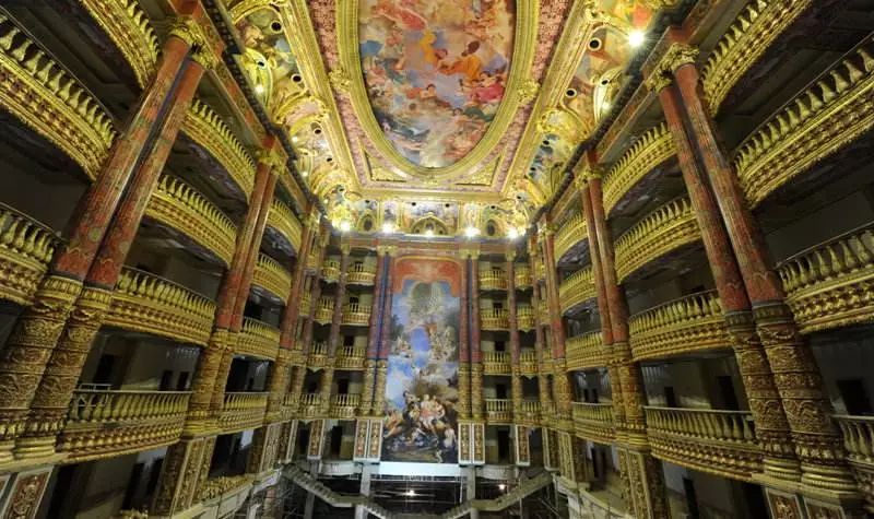 西虹市首富里的酒店是什么酒店,西虹市首富五星级酒店片段