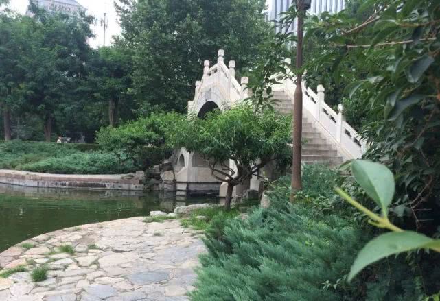 北京哪些公园对18岁以下免费,北京60岁以上老人免费公园明细