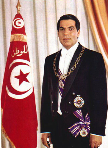 非洲有一不起眼小国,爆发革命却席卷世界,10年后民众后悔不已